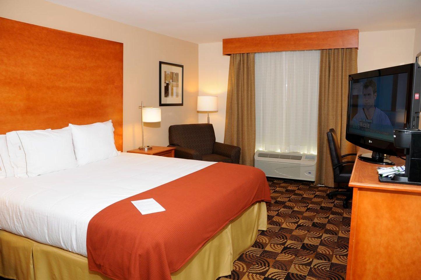 Holiday Inn Express Hotel & Suites Bainbridge By Ihg Exterior photo